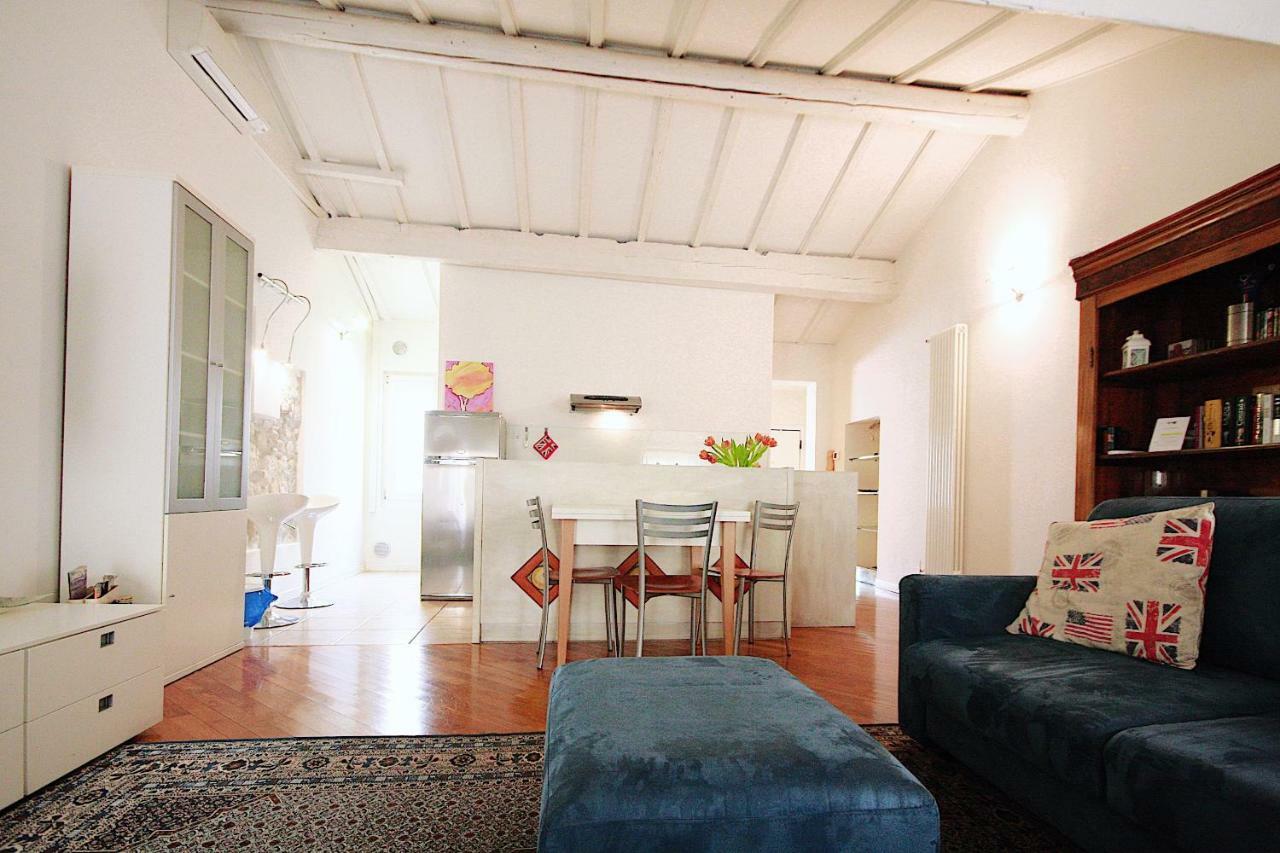 Bianco Apartment Verona Luaran gambar